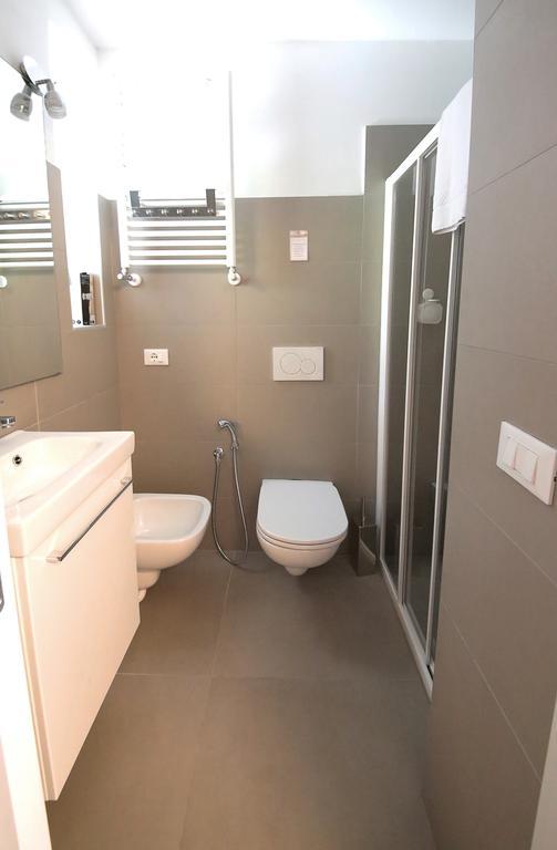 Affittacamere Smile Accomodation Aosta Buitenkant foto