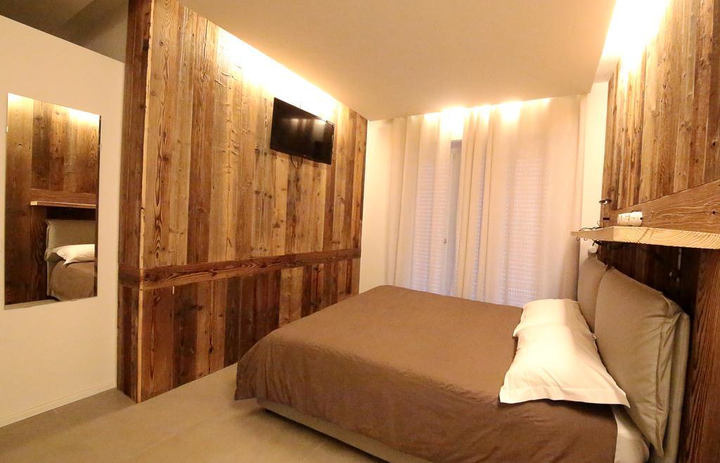 Affittacamere Smile Accomodation Aosta Buitenkant foto