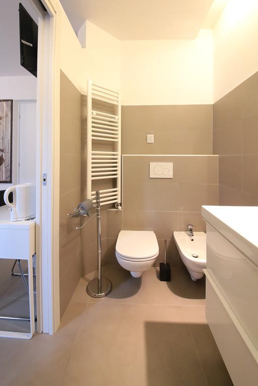 Affittacamere Smile Accomodation Aosta Buitenkant foto